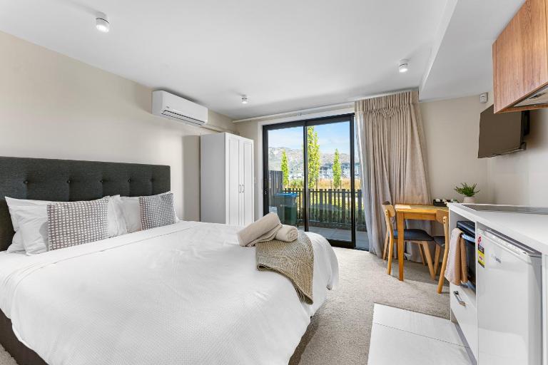 Queenstown Studio, 5mins to Airport, Self Check-in, WIFI, Walk to Shopping Centre - B&B Distretto di Queenstown