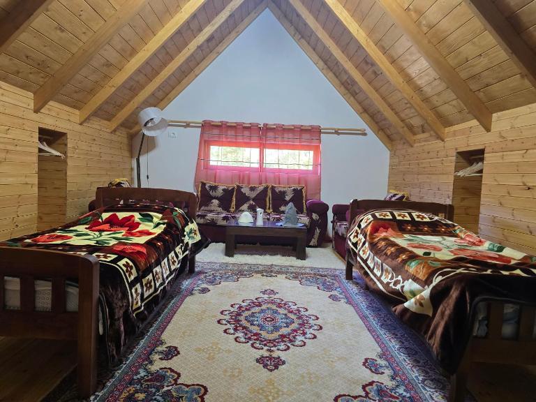 Guesthouse Lika - B&B Shkozë