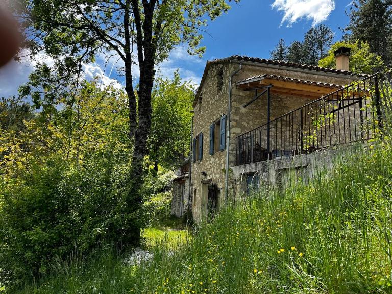 Authentique cabanon provençal - B&B Saint-André-les-Alpes