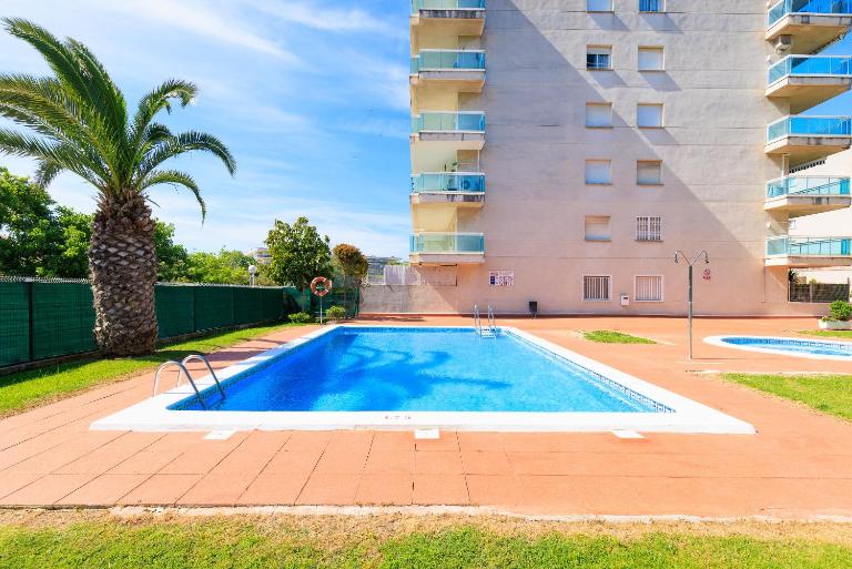 UHC Park Village Apartments - Bed and Breakfast Salou