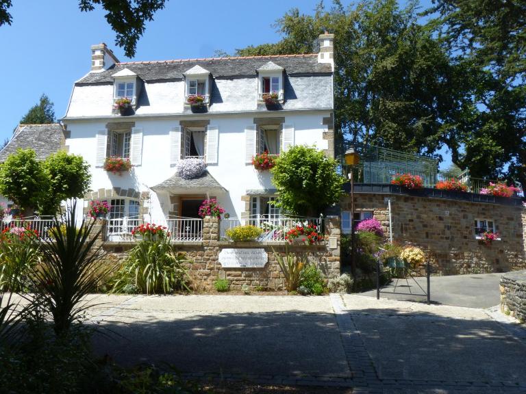 Demeure des tilleuls - B&B Locquénolé