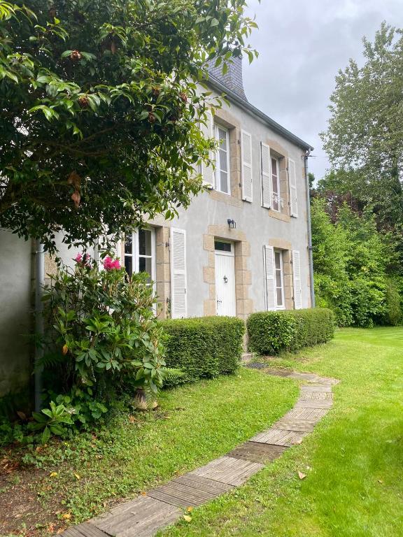 Maison entre campagne et mer - B&B Lanvellec