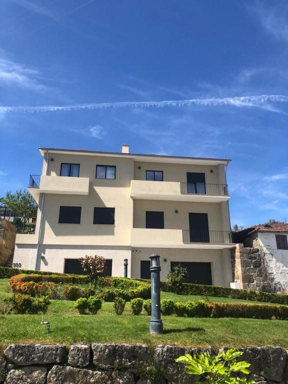 Casa das Eiras, em Cinfães, no Douro - B&B Cinfães