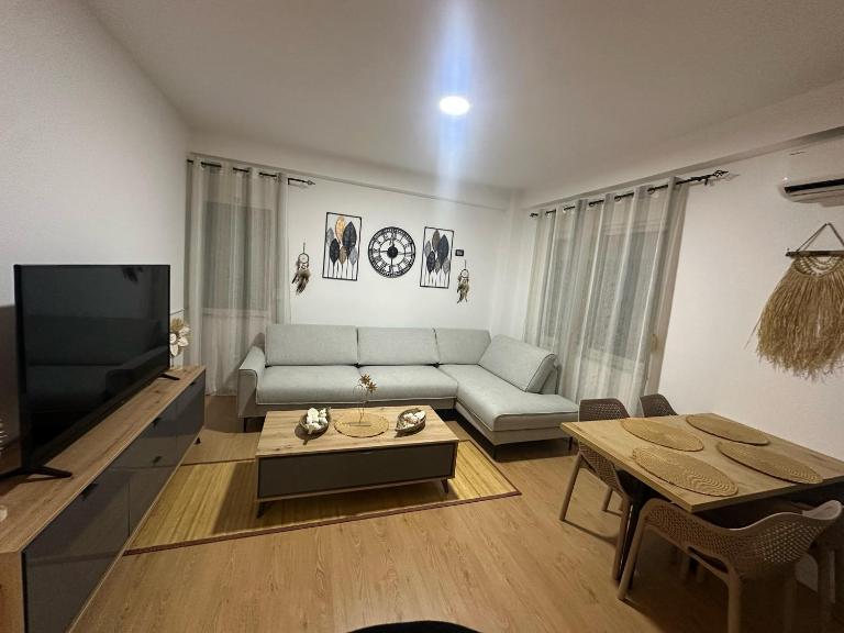 R&R Mali Robit apartament - Ferienwohnung Golem