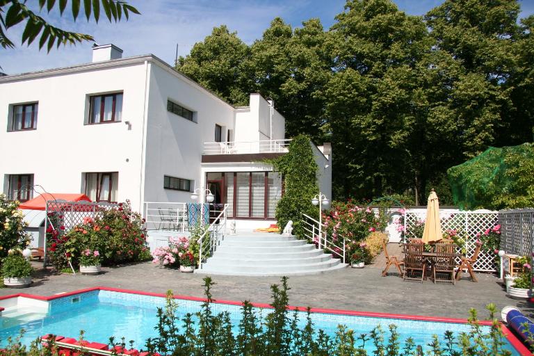 Acacia Villa Apartment - Bed and Breakfast Pärnu