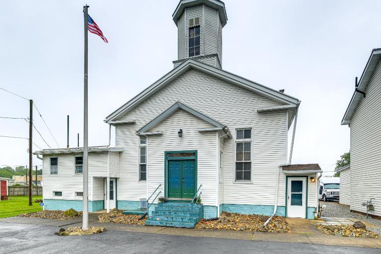 Unique Church Turned Family Retreat: Relax & Enjoy - B&B Alliance