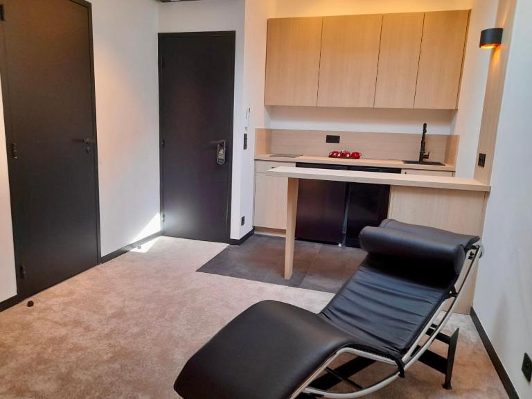 Suite sous les toits 25m2 à 1mn du port de CASSIS - B&B Cassis