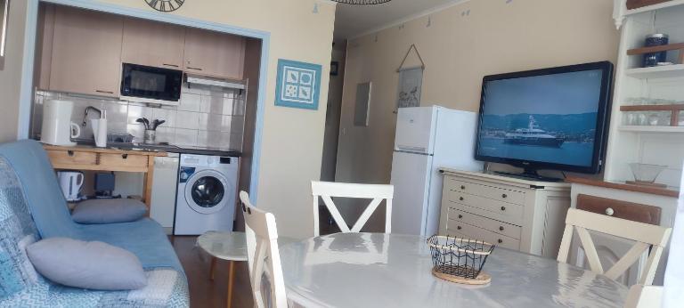Appartement T2 450m de la plage des demoiselles, avec garage et possibilité de vélos à 950m de la rue piétonne - B&B Saint-Hilaire-de-Riez