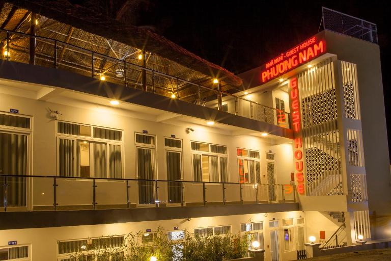 Phuong Nam Guest House - Bed and Breakfast Mui Ne