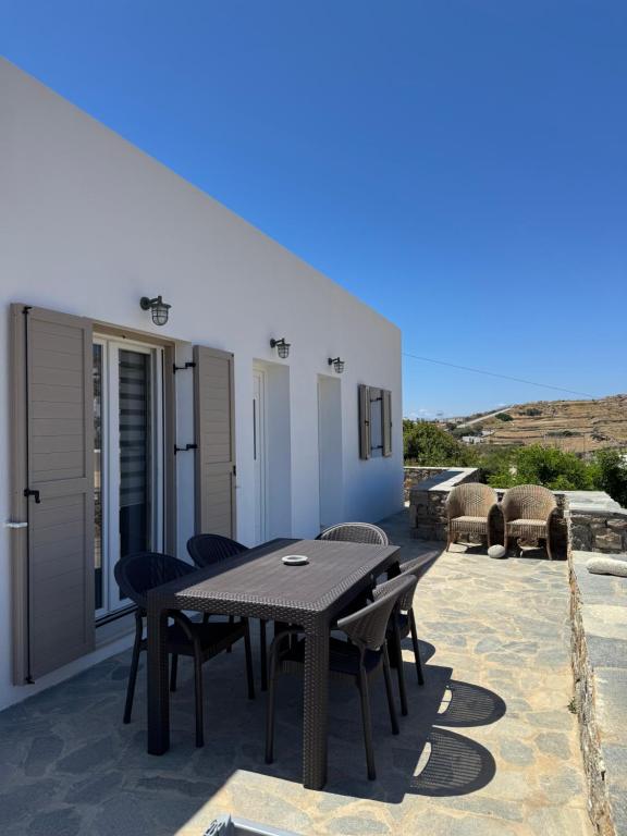 Oxalis Mykonos Apartments - B&B Plintri