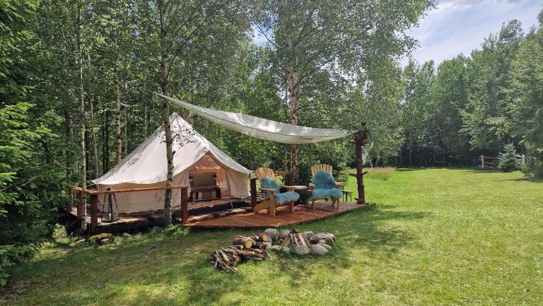 Glamping Štôla Lesný duch - B&B Štôla