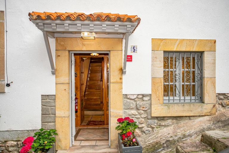 La Casuca de las Escalerillas - B&B San Vicente de la Barquera