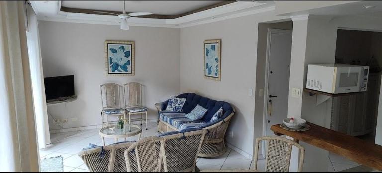 Apartamento Guarujá Enseada 2 quadras da Praia - B&B Guarujá