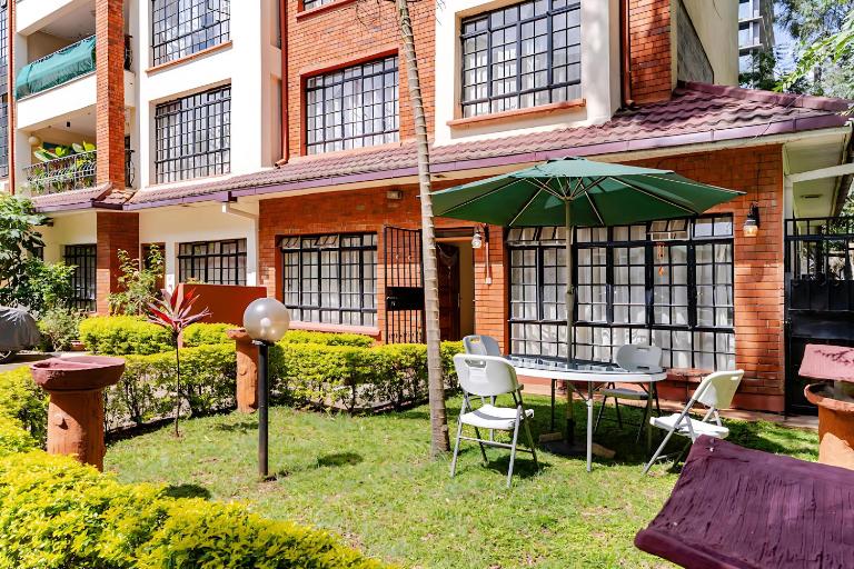 Westlands Westgate Mall Shared Apartment - B&B Nairobi