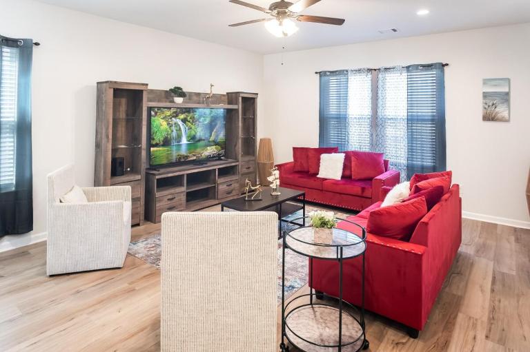 Stylish Family Townhouse in Baton Rouge - BC1004 - B&B Baton Rouge