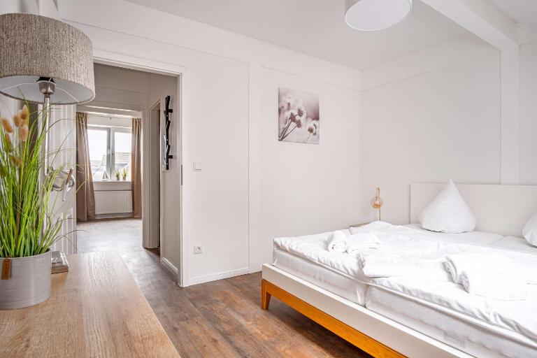 Ferienwohnung Friesisch Nordisch echt Pellworm - B&B Pellworm