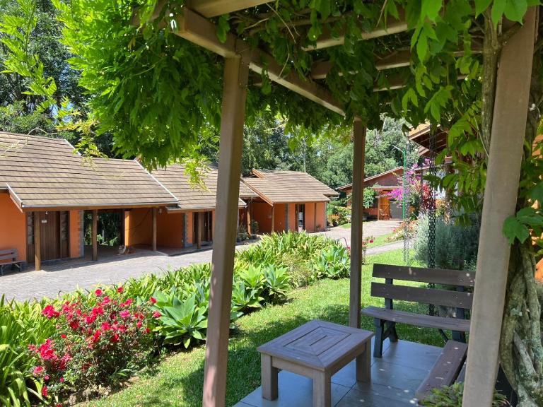 Pousada Maibe Amanhecer na Serra - B&B Gramado