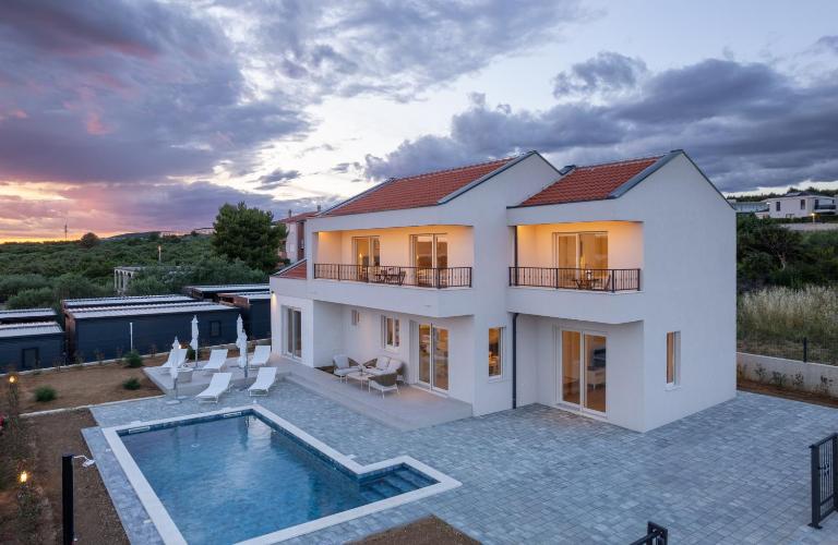 Villa FJok, Sveti Filip i Jakov - B&B Sv. Filipi i Jakov