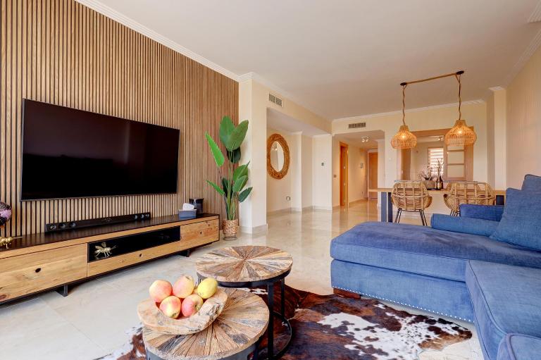 Panoramic Sea Views Penthouse - Bed and Breakfast Estepona