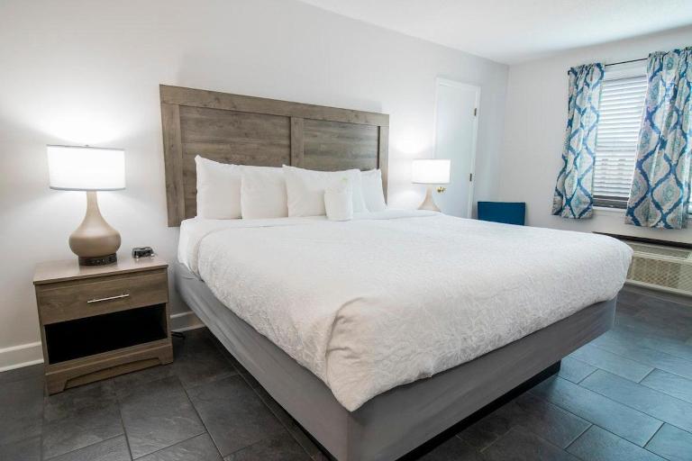 Sand and Sun Resort View King Room 2nd Floor - Ferienwohnung Pawleys Island