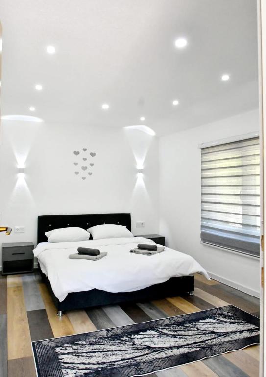 White Housse - Entire Home in Sarajevo - B&B Sarajevo