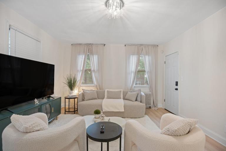 Home away from Home - B&B Washington
