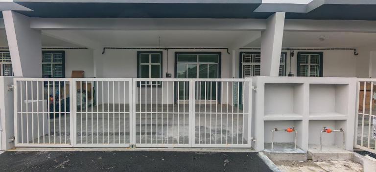 ZARI Homestay Kamunting - Chambres d'hôtes Gua Sai