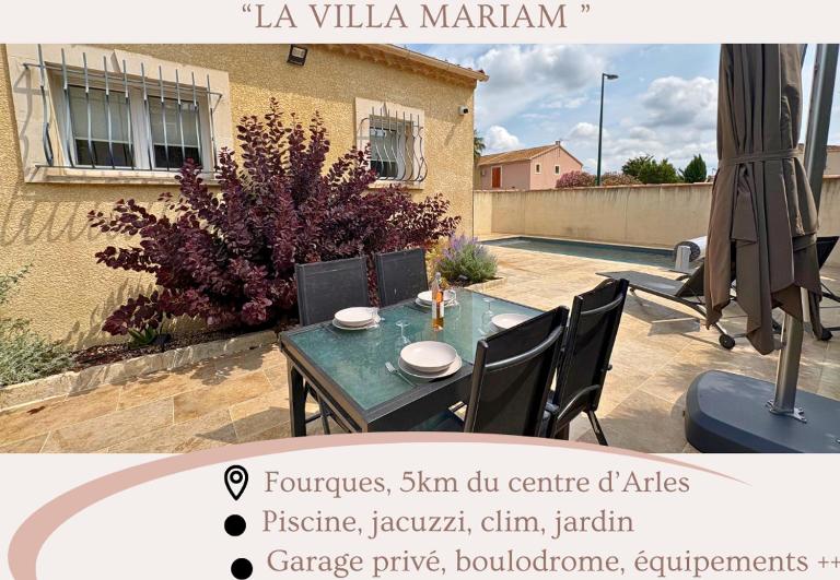 "La villa Mariam" Jacuzzi Piscine Jardin Pétanque - Chambres d'hôtes Fourques