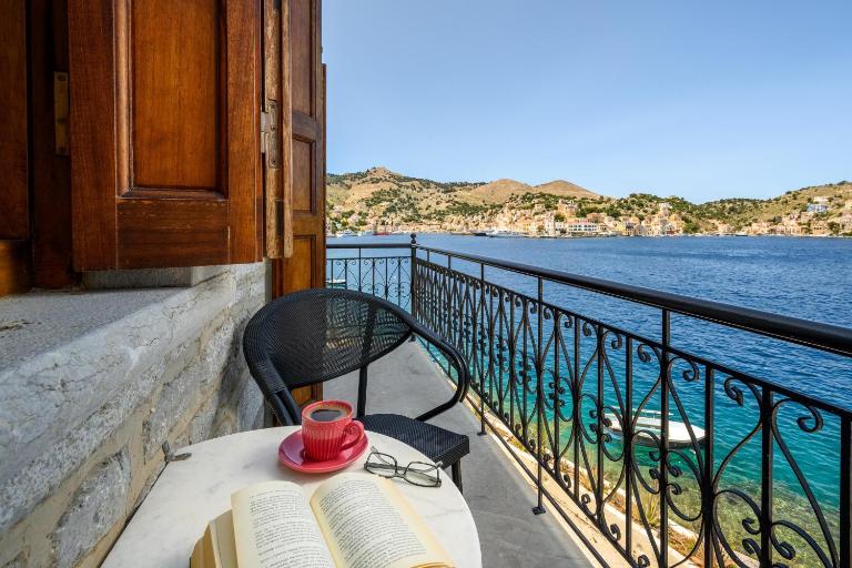 Petalo House - B&B Symi