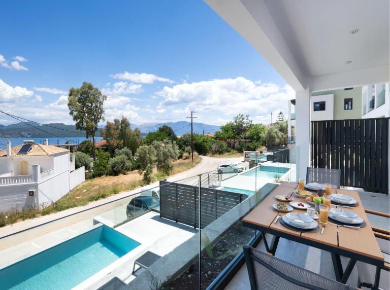 Ionian Bliss Deluxe Apartment - B&B Nikiána