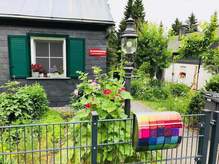 Gemütliches Wohnstudio im Wald, auf dem Rennsteig Nähe Ilmenau - B&B Ilmenau