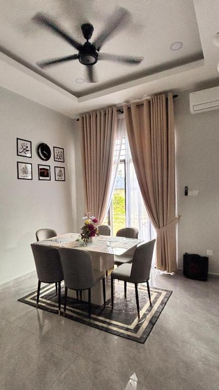 The Fath Homestay Pasir Mas Tanah Merah Rantau Panjang - B&B Pasir Mas