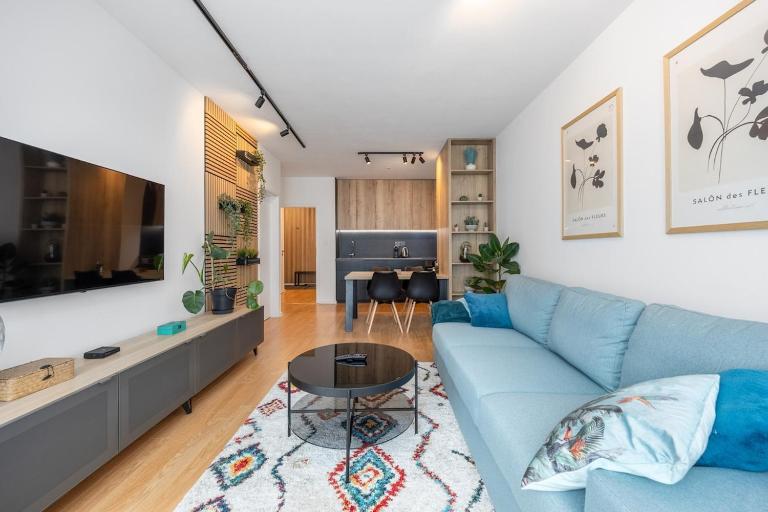 Bratislava Modern Living, Design Apt & Parking - B&B Bratislava