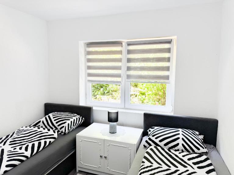 K&S Apartment Bistrik Stay - Private Parking - Bed and Breakfast Sarajevo