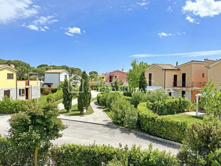 219 - Residence Adamo ed Eva - appartamento bilocale al piano terra con giardino, aria climatizzata-SPIAGGIA "WHITE BEACH CLUB" E MINICLUB INCLUSI - B&B Numana