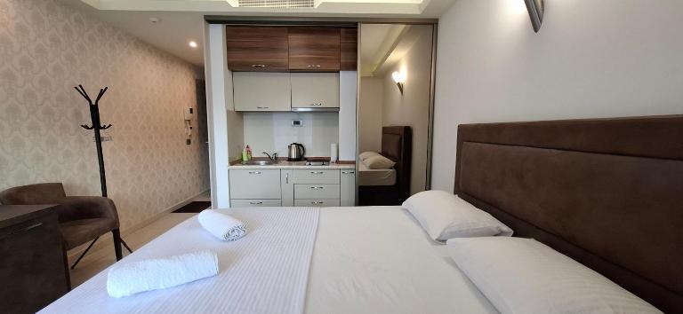 Tq Apartment 1 - Bed and Breakfast Budva