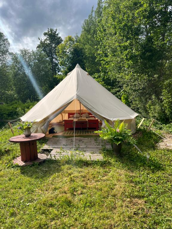 Glämping Jantsu talus - Ferienwohnung Pilka