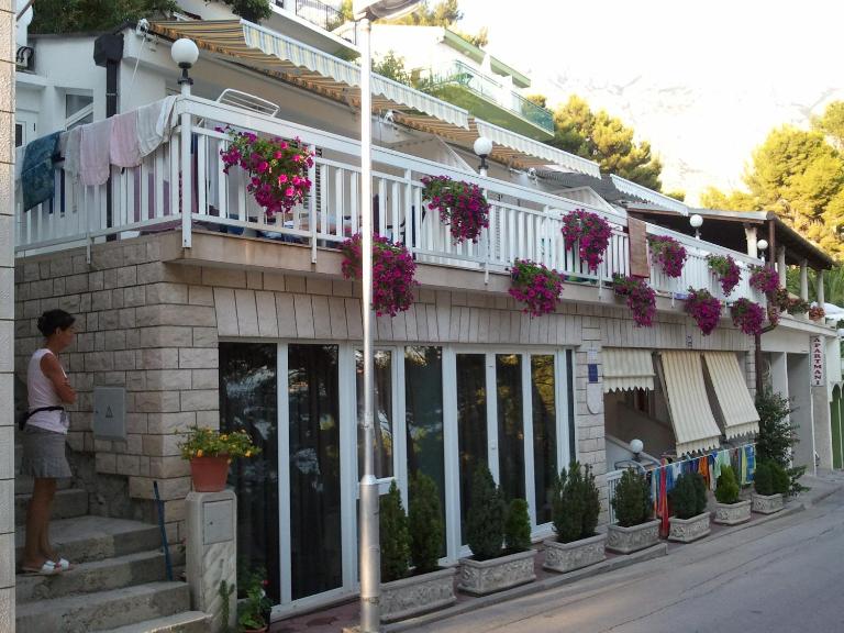 Apartment Herceg - Ferienwohnung Baška Voda