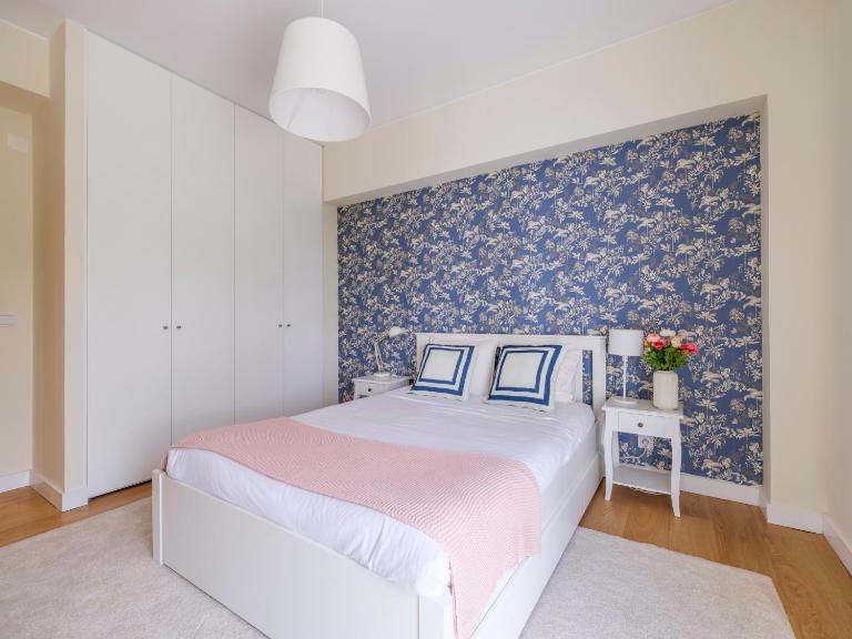Olivais Spacious Apartment near airport - B&B Lisbon