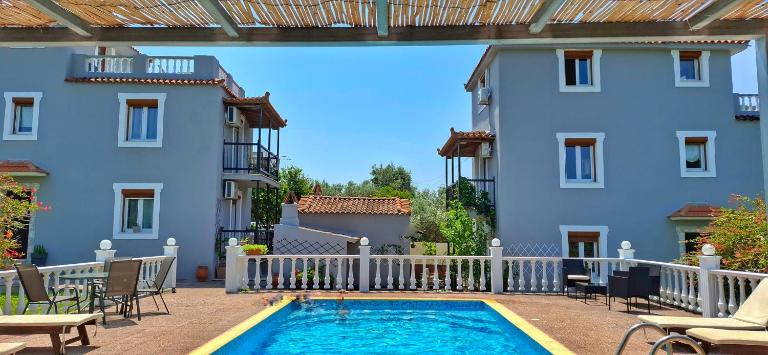 Georgia apartments - Chambres d'hôtes Stafylos