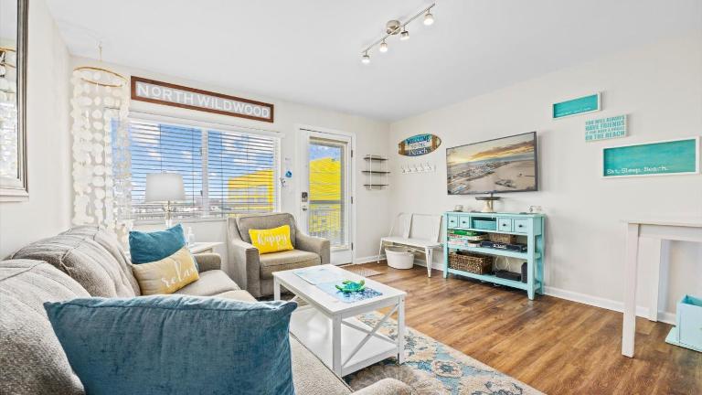 Steps to Beach - Ocean Views - Pool - B&B North Wildwood