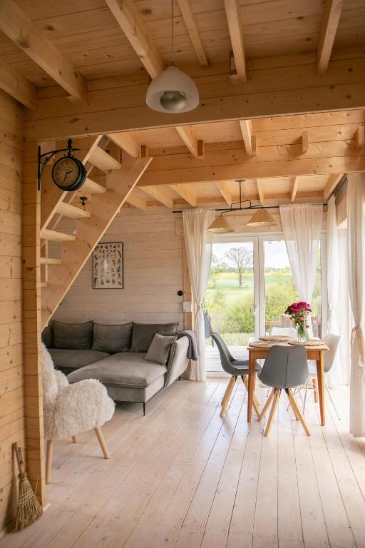 Dzika Warmia- domek na Warmii z balią i kominkiem - Bed and Breakfast Glebisko