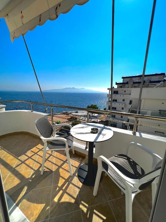 Vjola Apartment - Ferienwohnung Saranda