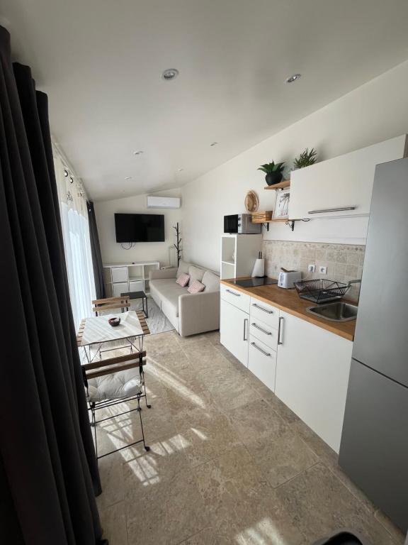 Studio calme entre Aix et Marseille - B&B Les Pennes-Mirabeau