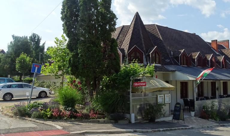 Diána Fogadó - Bed and Breakfast Keszthely