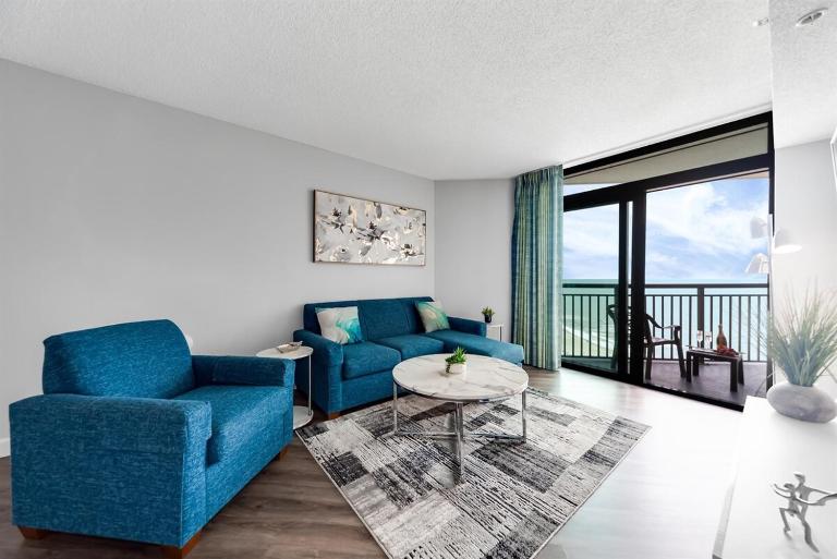 Fabulous Angled Oceanfront Suite! CR1701 - Ferienwohnung Myrtle Beach