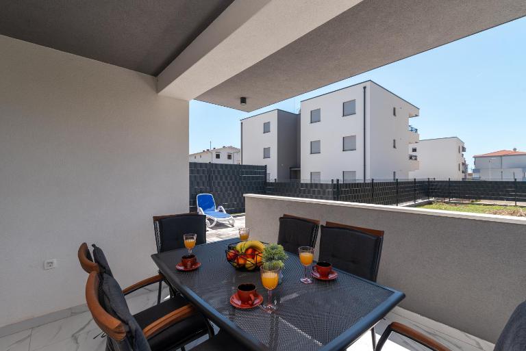 Apartment Cvit - B&B Traù