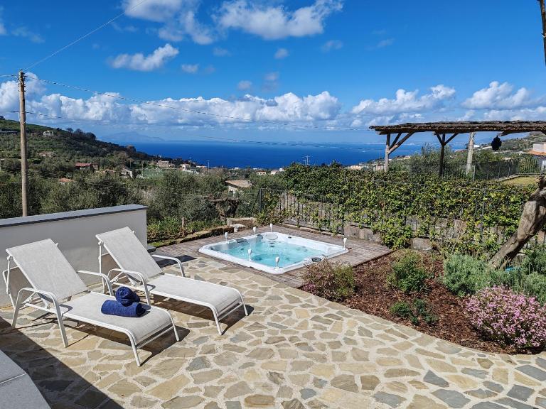New Home Wisteria - Jacuzzi exclusive use - B&B Massa Lubrense