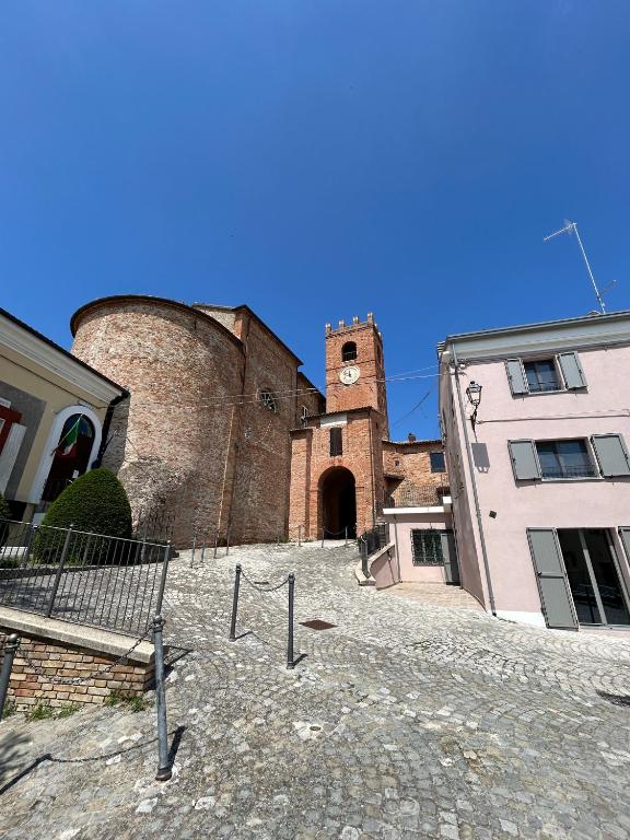Casa Rosa - Family Village Apartments in Riccione & Rimini Hills - Bed and Breakfast San Clemente