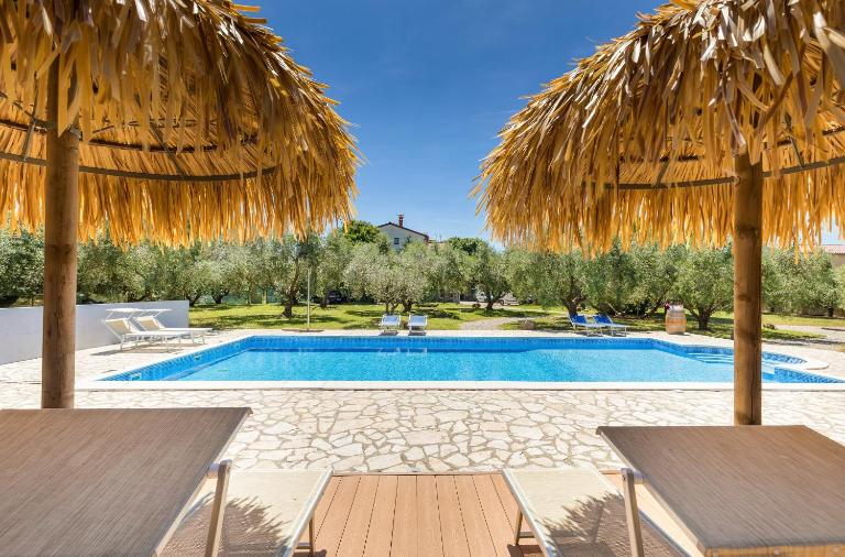 Marceta - Apartments & Rooms with Swimming Pool - B&B Fasana